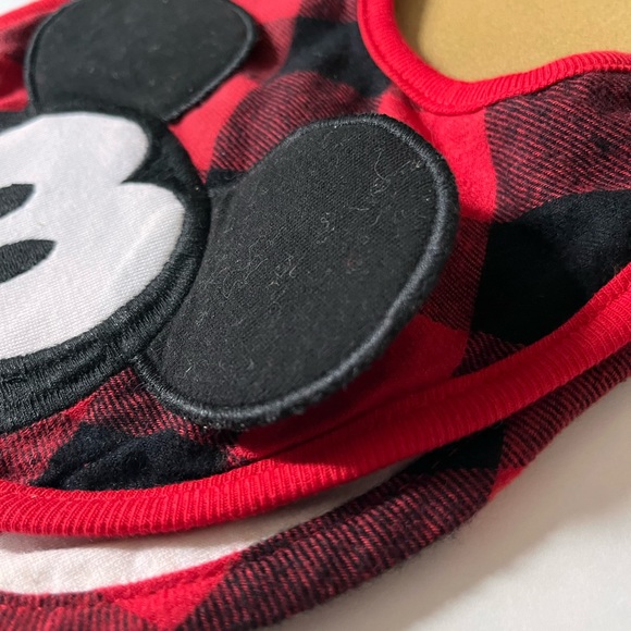 New Disney Baby Christmas Bib Set~Minnie Mouse & Mickey Mouse Baby Bibs - Picture 2 of 7